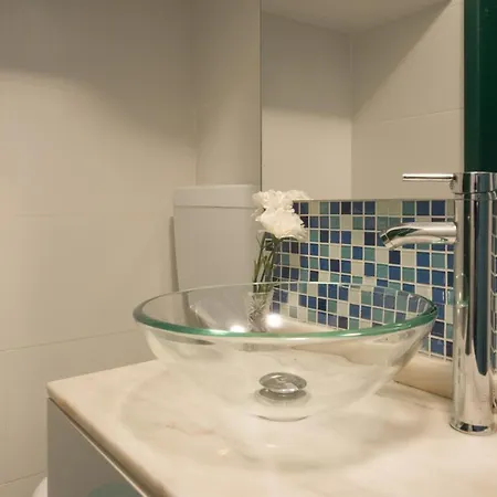 דירה Cozy House By Famous Flea Market With Terrace